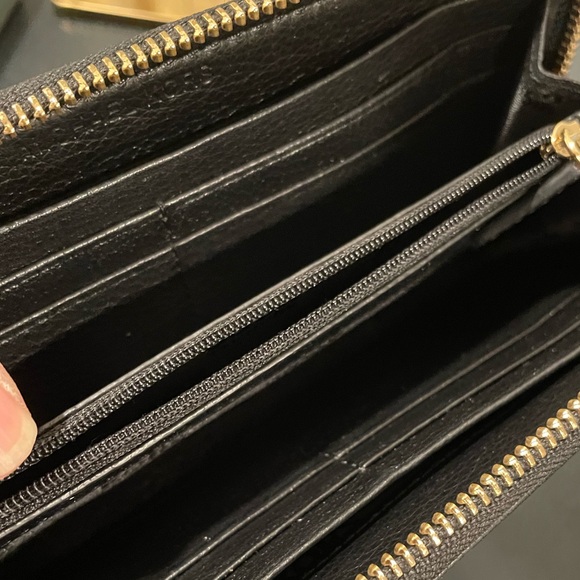 Michael Kors Double Zippered Long Wallet - Picture 4 of 6